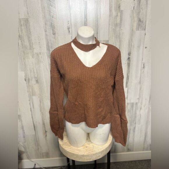Brown sweater - Picture 1 of 7